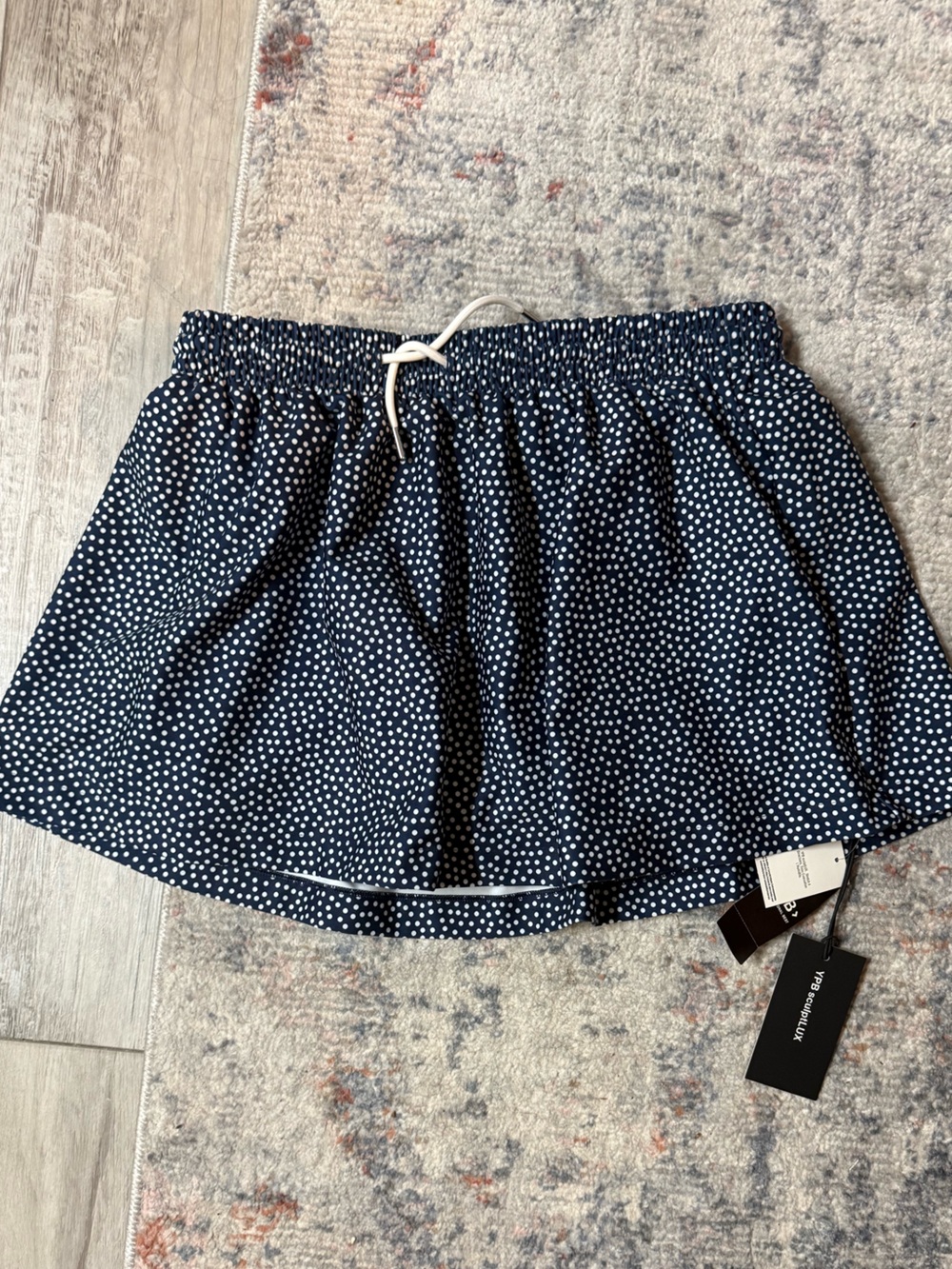 NWT Abercrombie YPB sculptLUX High Rise Flirty Skirt Medium
